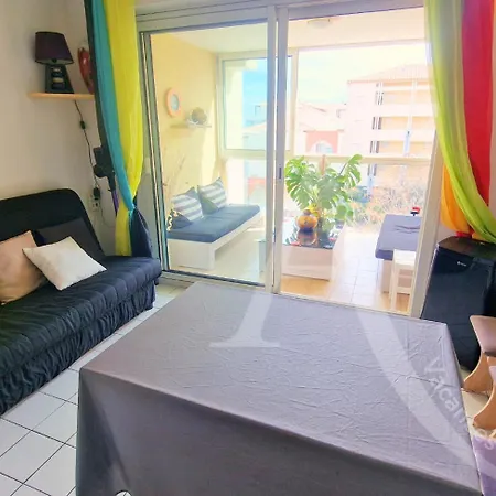 111 T2 Proche Plage, Loggia *